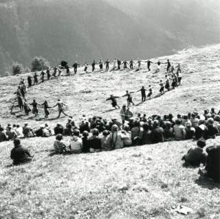 Foto von Ringtanz in der Schweiz um 1939