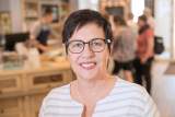 wmw_44841_id93767.jpg Lisa Schmuck arbeitet als Käsesommelière bei Bergader und führt ihre Besucherinnen und Besucher in die Welt des Käses ein. Foto: Bergader