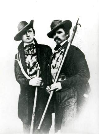 Historisches Schwarz-Weiß-Foto der Brüder Schlagintweit